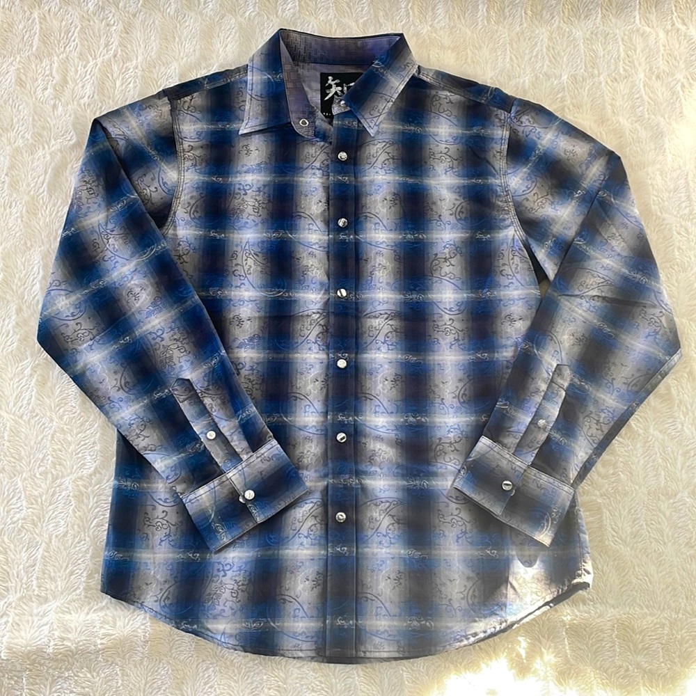 Men’s Large Age of Wisdom Dress Shirt